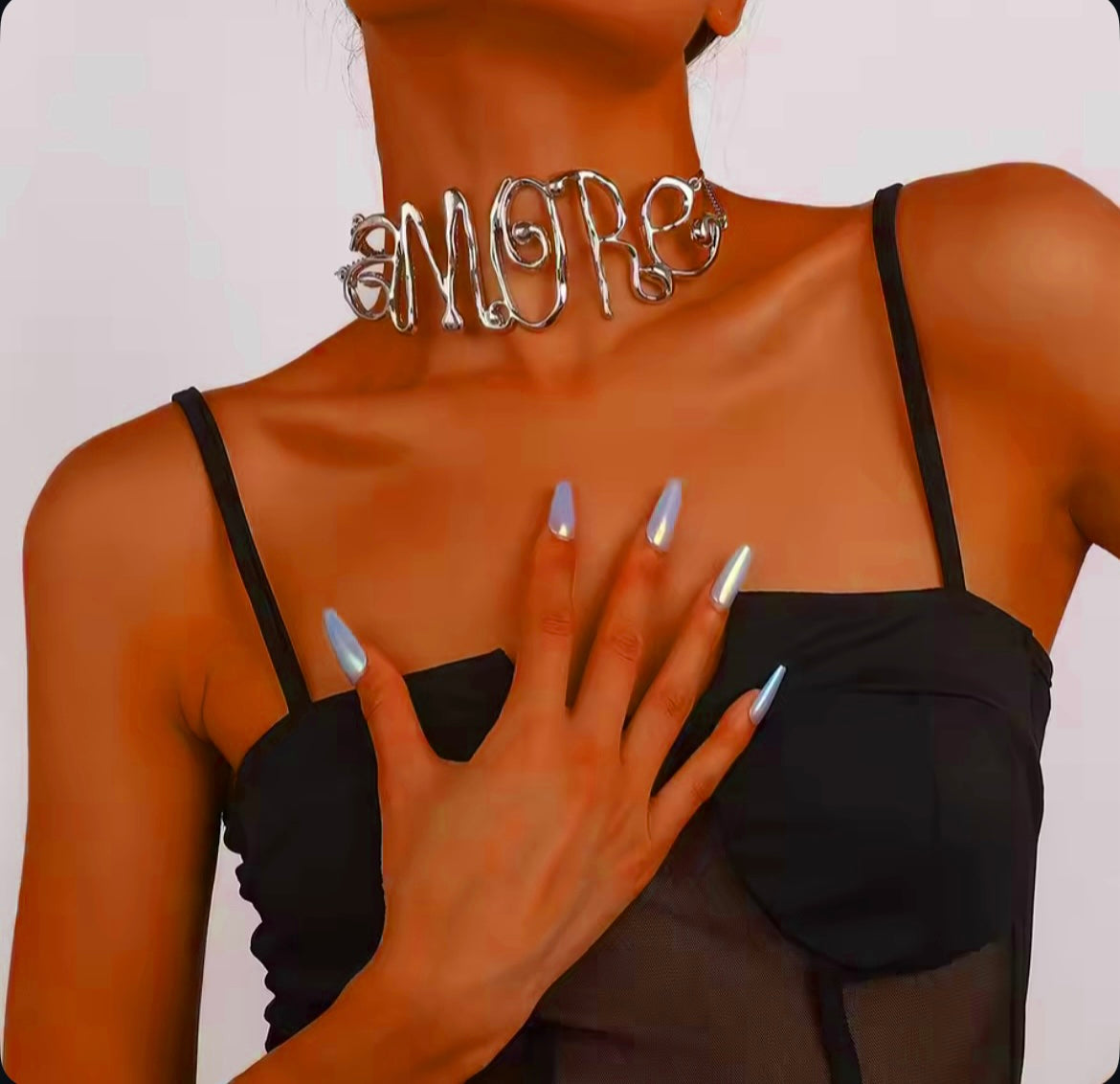 Amore Chokers