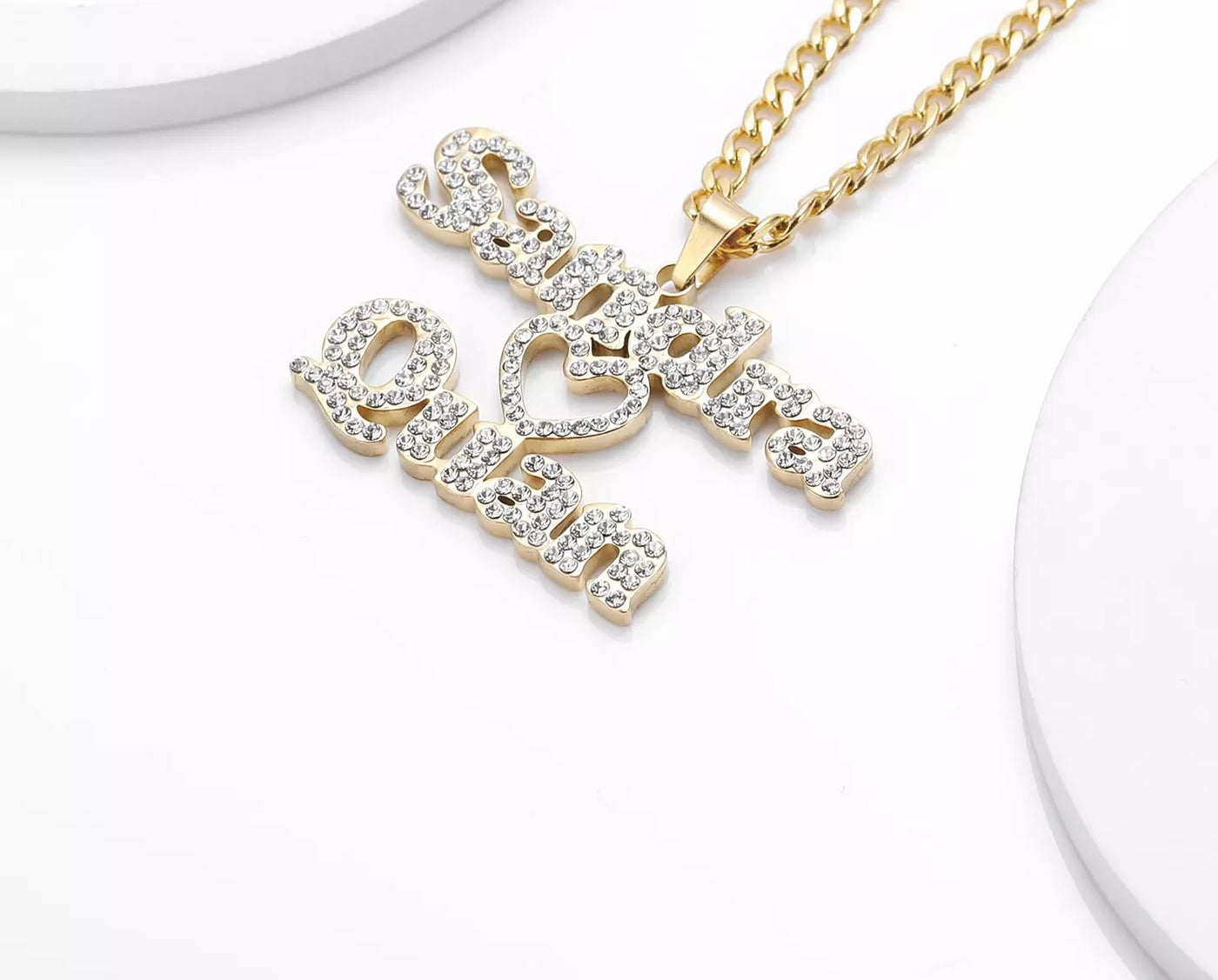 Zirconia Couple NecklacesCouple necklaces are a great way to keep your spouse close to your heart!
Metal Type: Stainless SteelNecklace Type: Pendant NecklacesMax Letter: (MAX 10 Letters)Zirconia Couple Necklaces