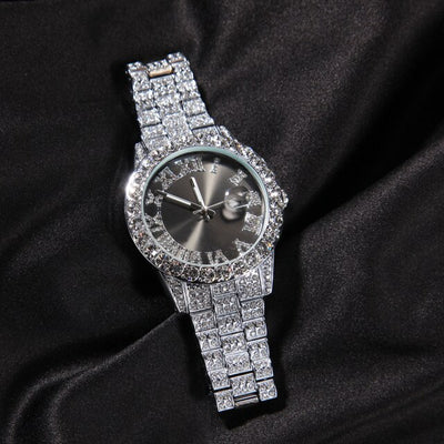 Iced Out Rhinestone WatchesChoose your color for this beautiful unique iced out rhinestone watch
Band Length: 20cmWater Resistance Depth: 3BarClasp Type: Bracelet ClaspCase Material: StainlessRhinestone Watches